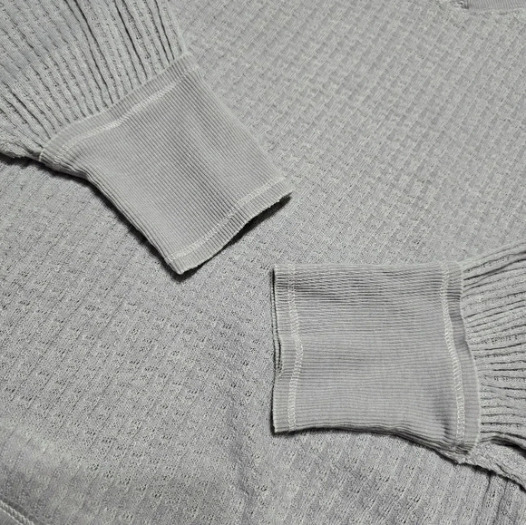 We The Free South Side Thermal Off-Shouler Top in Lilac, Slouchy Fit, EUC! - Picture 7 of 9